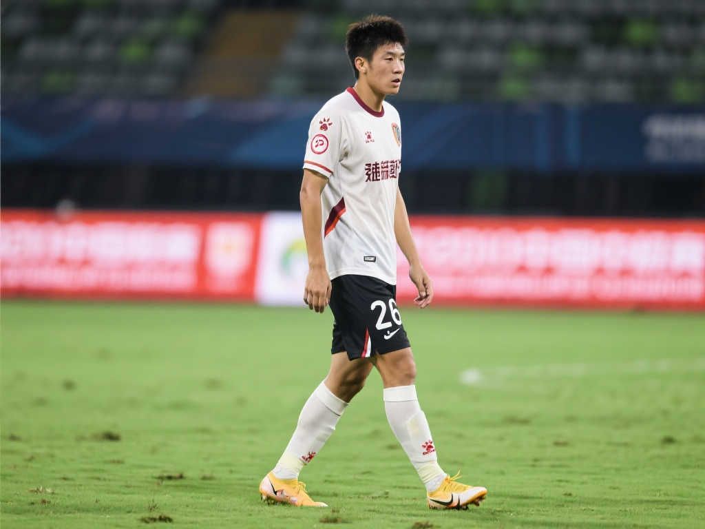 范乔丹拒绝执行下季球员选项 可5年2.33亿续约